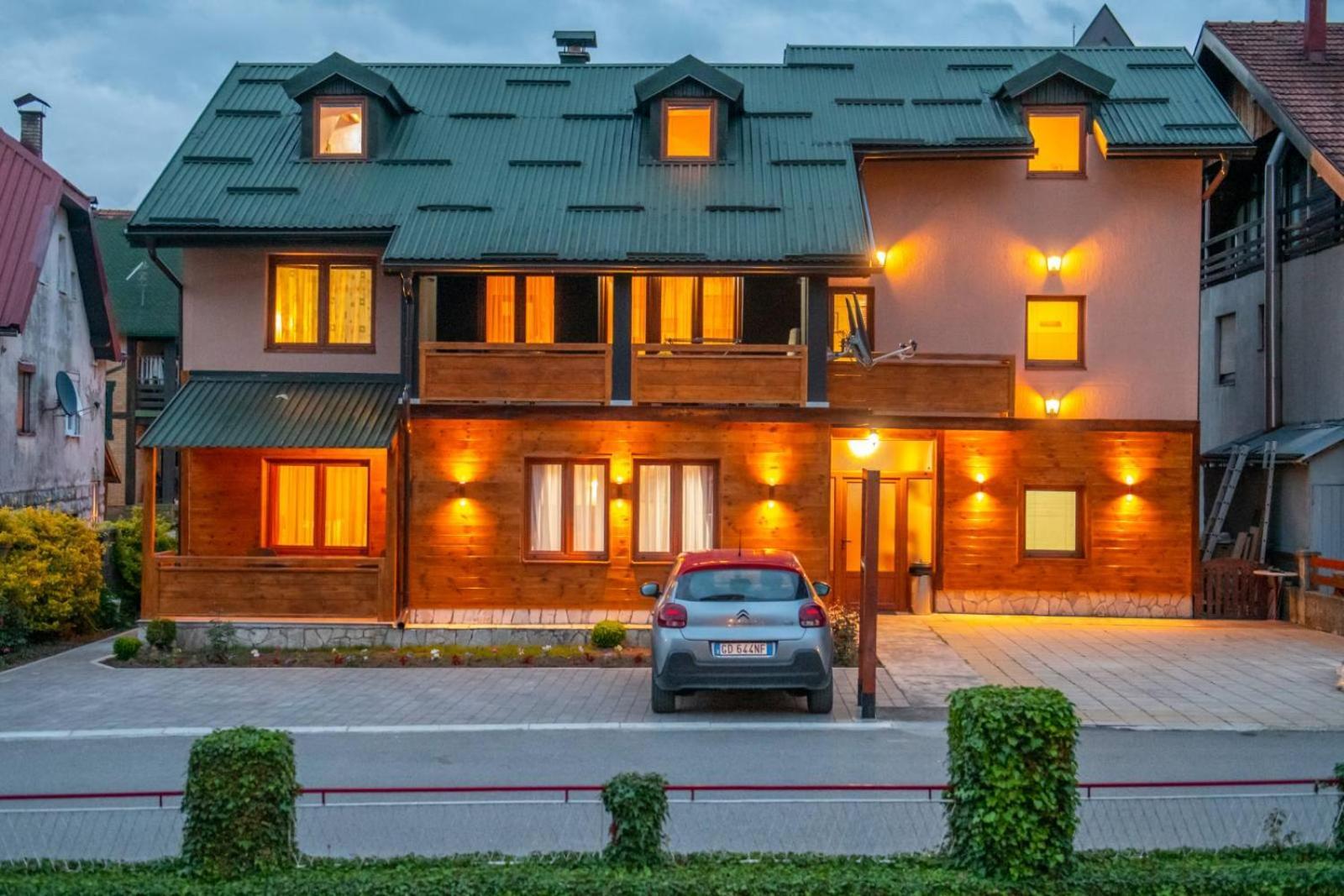 Guesthouse Sandra Kolašin Exteriör bild
